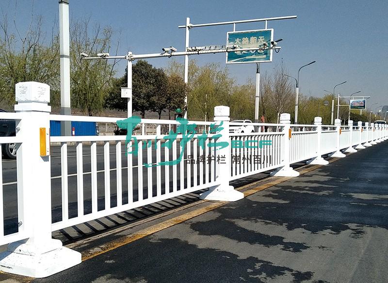 img of 河南林州紅旗渠中-心護(hù)欄