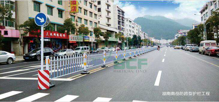 熱鍍鋅道路護(hù)欄 熱鍍鋅道路護(hù)欄